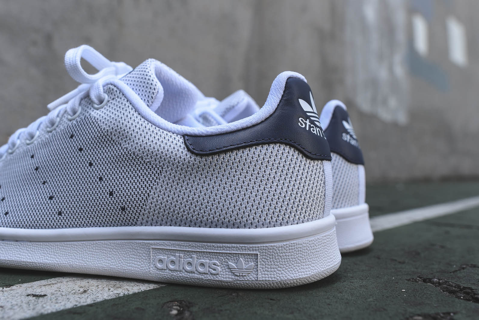 stan smith weave grise